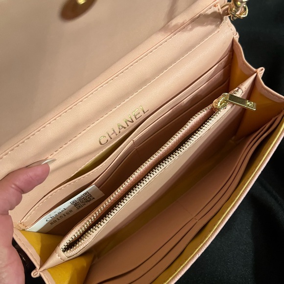 Chanel Pink Quilted Crossbody Wallet Bag with Black Logo COA and dust bag inc - Picture 7 of 10